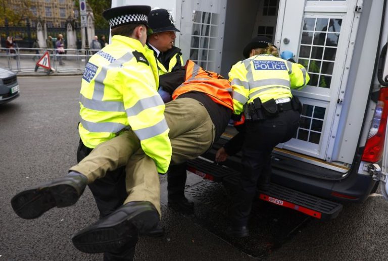 United Nations report heavily critical of UK’s ‘increasingly severe crackdowns’ on environmental protesters