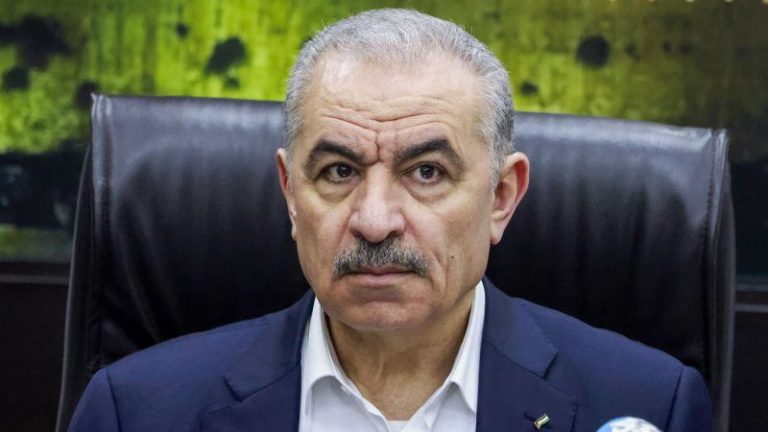 Palestinian Authority prime minister and government resign