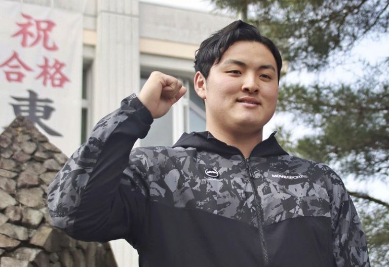 After Ohtani and Kikuchi, Japan high school toasts latest baseball prodigy